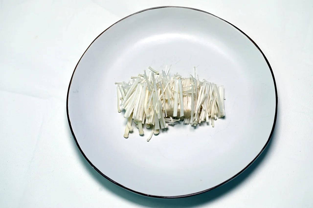 팽이버섯 야채볶음 1단계