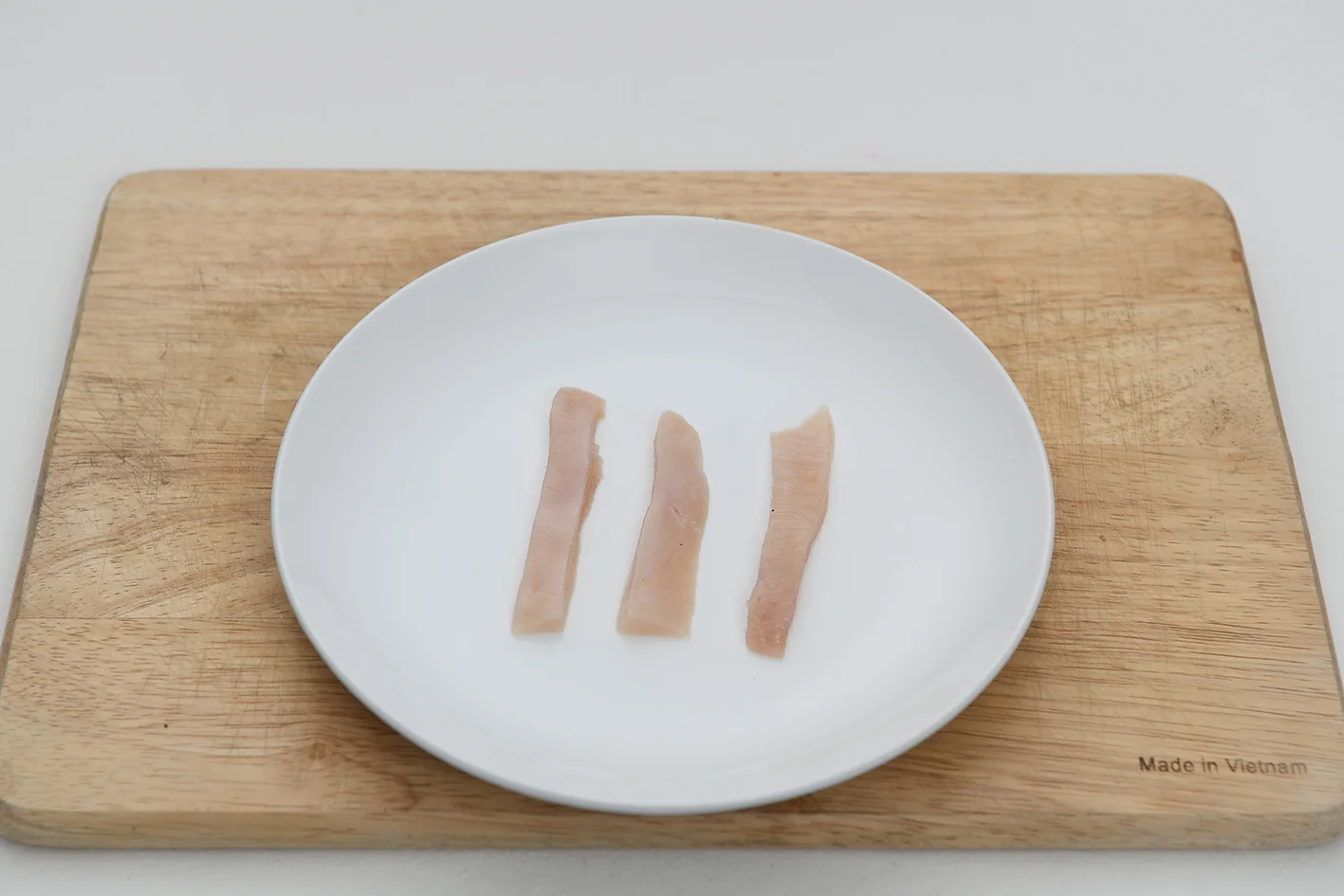 영유아를 위한 고소한 닭꼬치 1단계