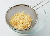 토마토샐러드라면 3단계