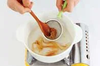 저염 된장으로 맛을 낸 황태해장국 2단계