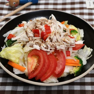 백김치닭살샐러드