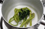 오징어토마토초무침 2단계