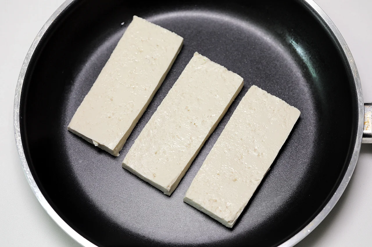 달래두부김치무침 2단계
