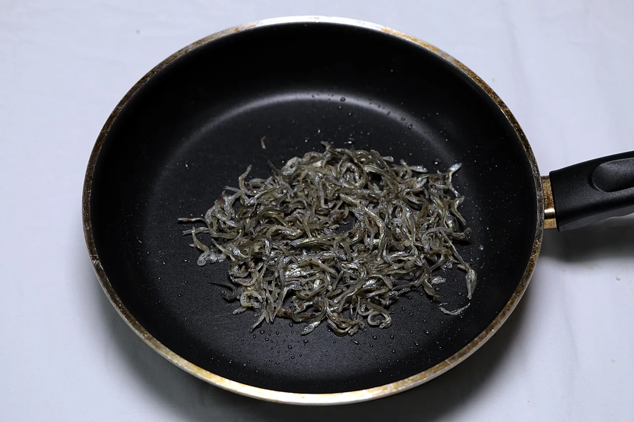 잔멸치땅콩볶음 2단계