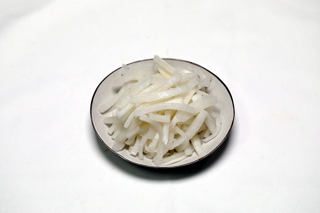 돼지고기 수육 부추부침 3단계