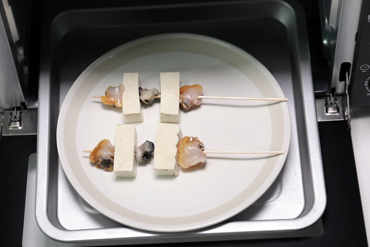 두부 해산물 꼬치구이 6단계